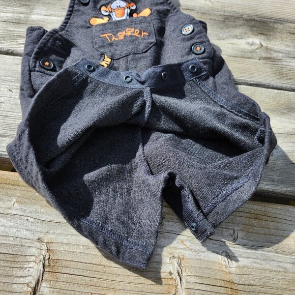 ADORABLE DISNEY baby Tigger Overalls Size 2 Months Winnie the Pooh Onepiece - Picture 3 of 6